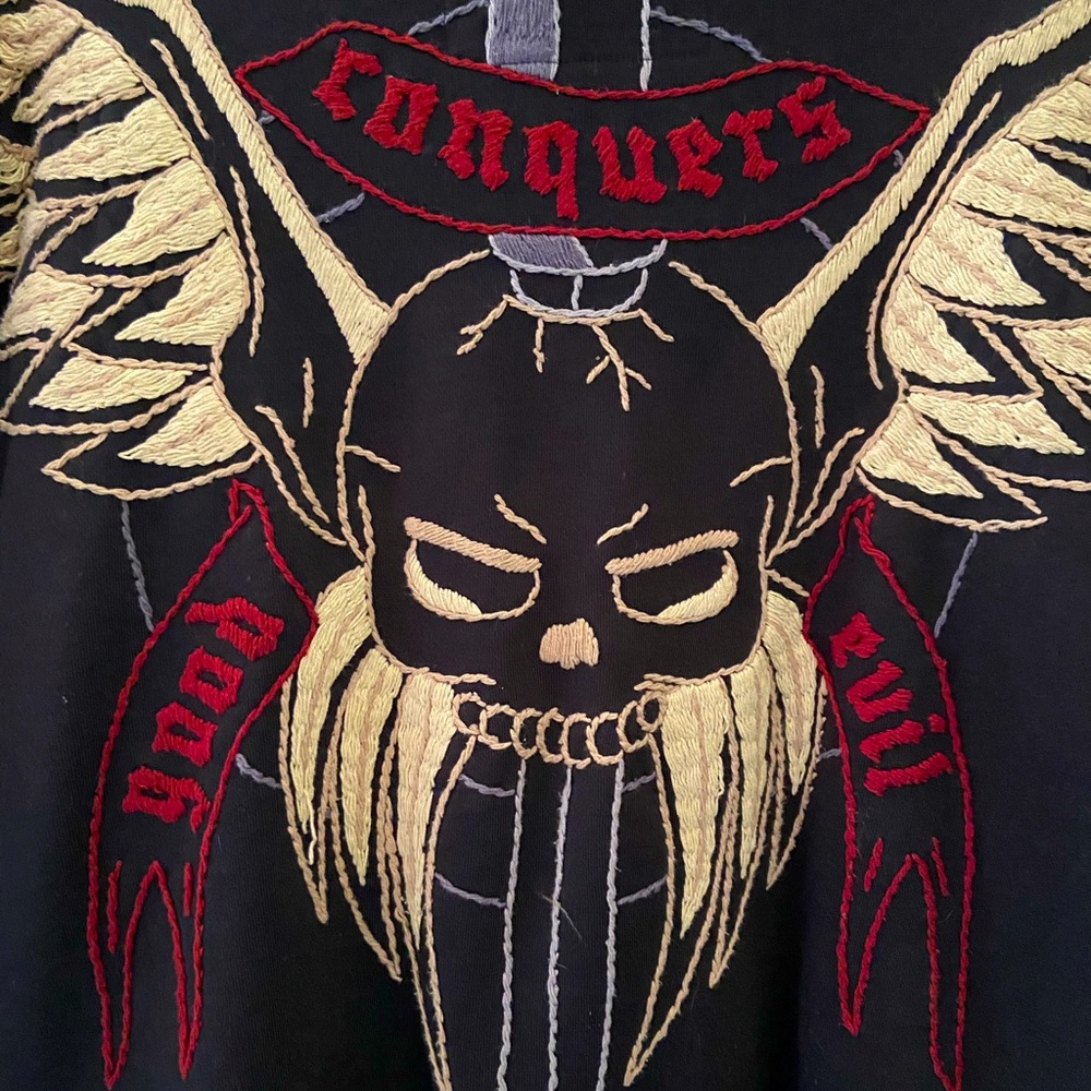 JOYSTICK HOODIE DOUBLE ZIPPER EMBROIDERED WOVEN SKULL & WINGS